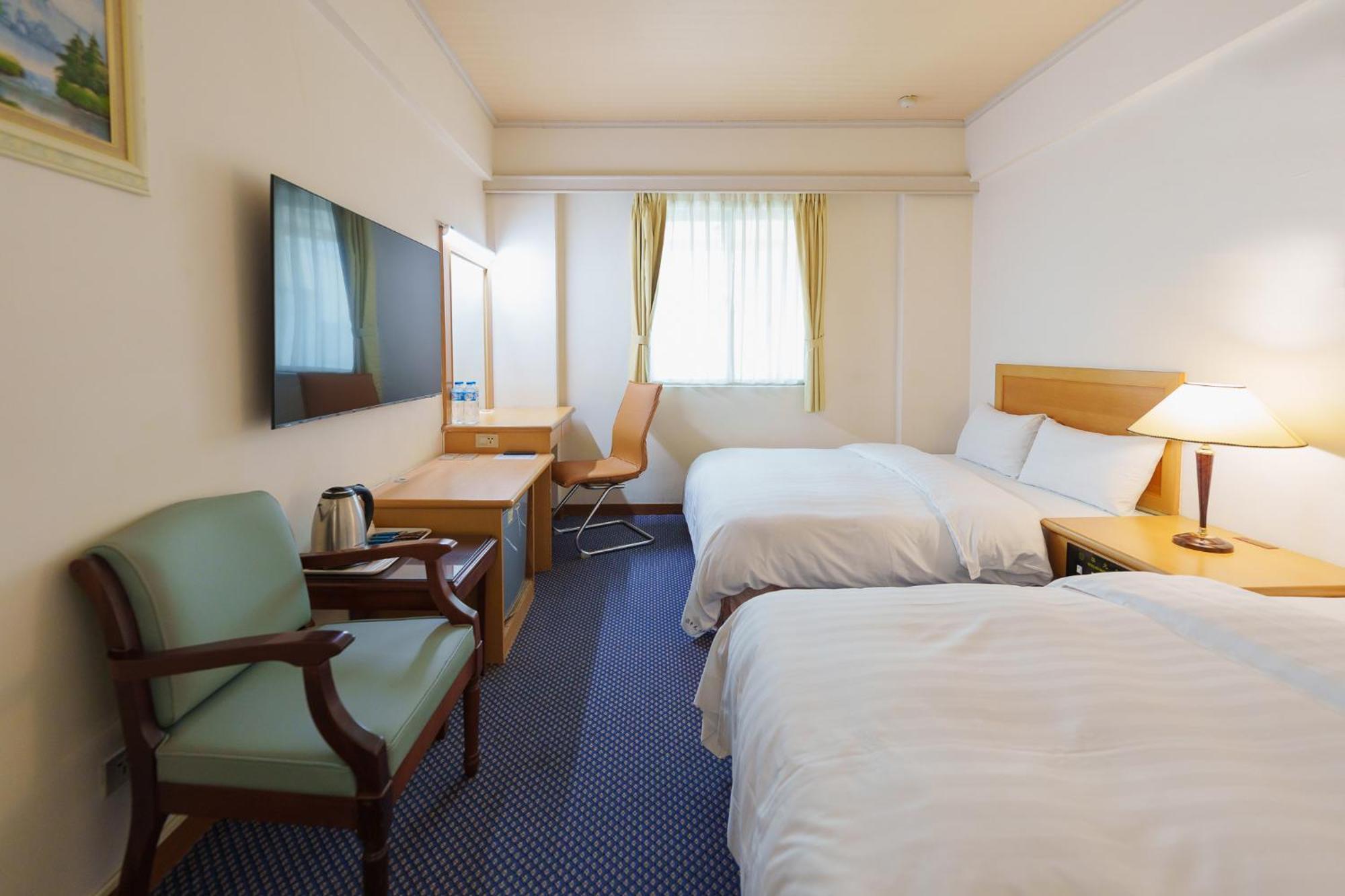 Oriental Hotel Tainan Luaran gambar