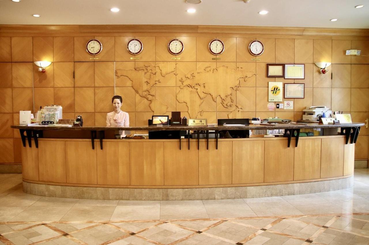 Oriental Hotel Tainan Luaran gambar