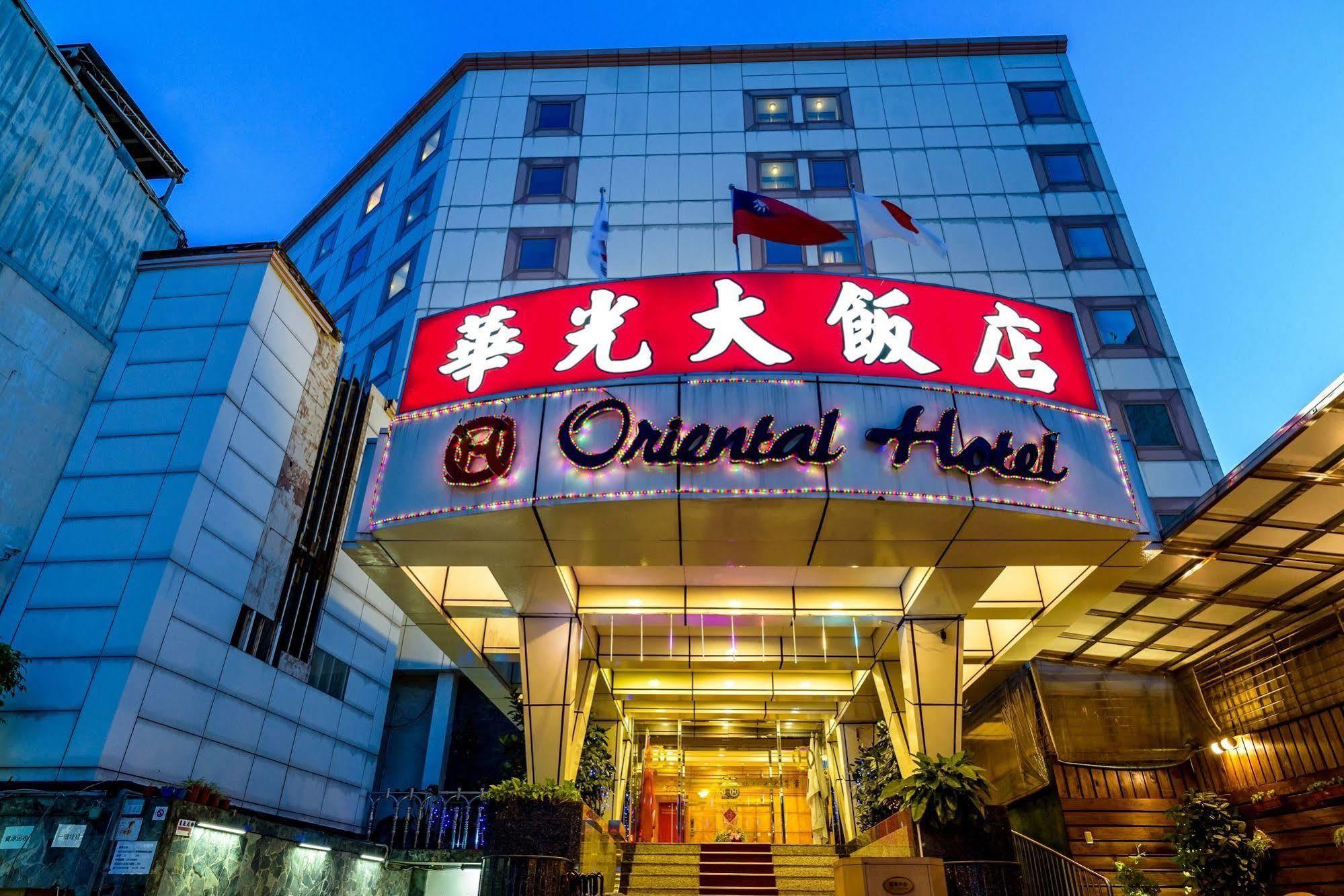 Oriental Hotel Tainan Luaran gambar